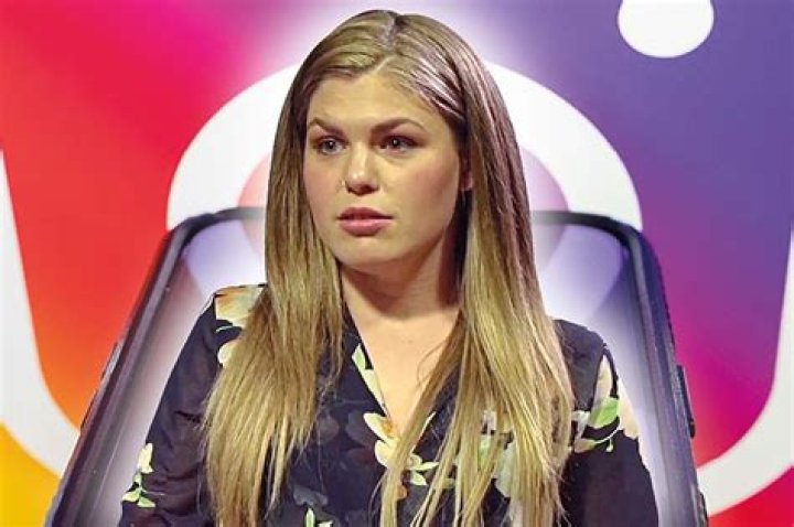 How wellness influencer Belle Gibson faked cancer diagnosis